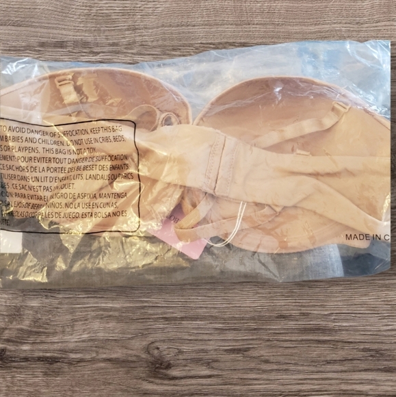 SEA BBOT Push Up Convertible Strapless Bra in Beige Size 42B - Picture 4 of 7